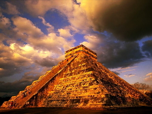 chichen-itza-oudheid-piramide-x-calakoop-achtergrond
