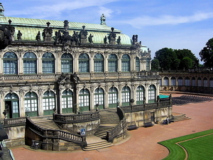 paleis-architectuur-herenhuis-klassieke-achtergrond