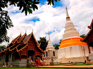 paleis-wat-phra-singh-chiang-mai-thailand-achtergrond