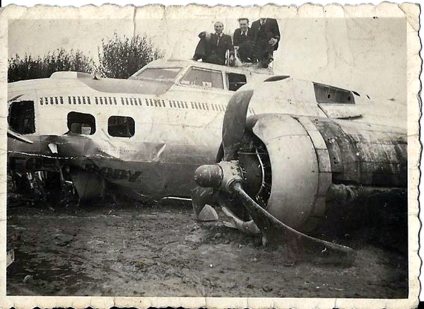 Vliegtuigcrasch-1944-Hoogelede