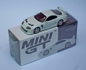 DSCN5640_Mini-GT_Toyota-Supra-TRD-3000GT_Super-White_LHD_MGT00259