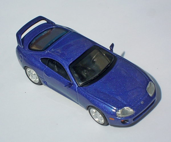 DSCN5649_Mini-GT_Toyota-Supra-JZA80_Blue-Pearl-Metallic_LHD