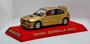 IMG_2529_ScalexTric_Toyota-Corolla-WRC_brons_LHD_Hornby_12cm_20e