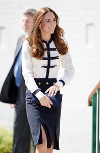 kate-middleton-wearing-alexander-mcqueen-official-visit-to-bletch