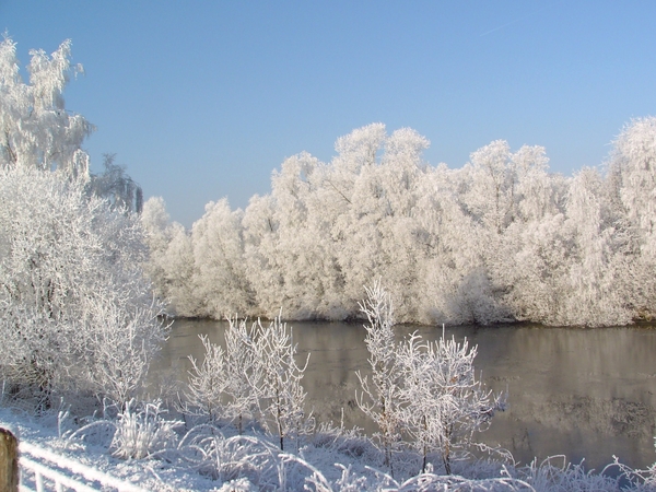 Winter langs 't kanaal te Aalter Brug