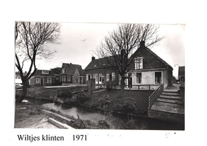 1971 Houwswijk vanaf Thomasbrug
