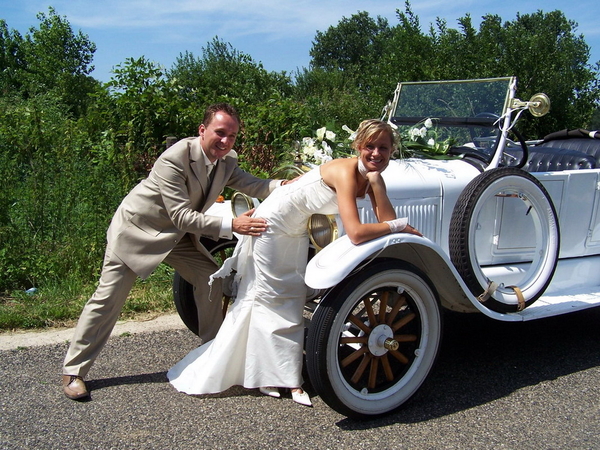 LUMMEN oldtimers bruidswagens ceremonieauto's