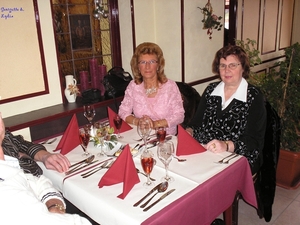 Georgette en Lydia kerstmis 2007 restaurant De kleine Kouter foto
