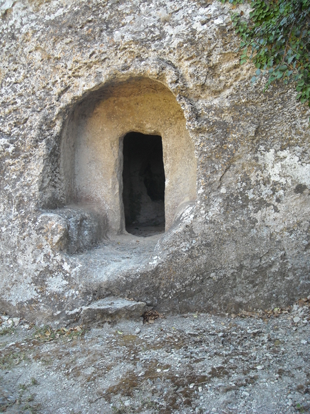 104 ag thomas romeinse graven