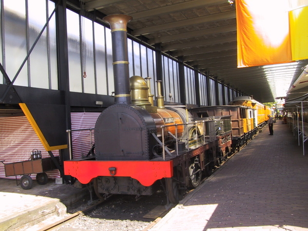 De Arens eerste Nederlandse Locomotief