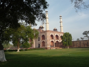 8x Agra__Delhi _mausoleum Akbar de Grote _P1030250