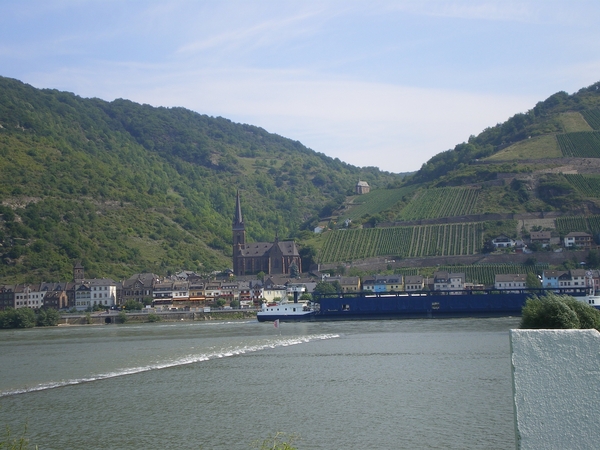 Medenscheid - Zicht op het Hessense dorpje Lorchhausen