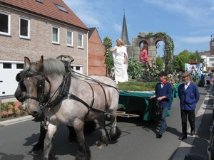 Steenhuffel processie 2009 058