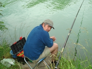 vissen op de Meuse