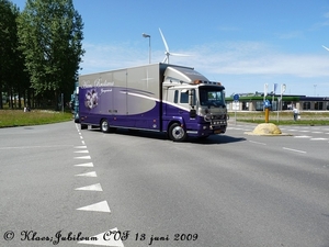 Trucks 083-border