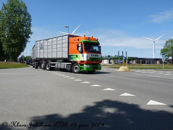 Trucks 089-border