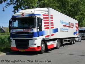 Trucks 092-border