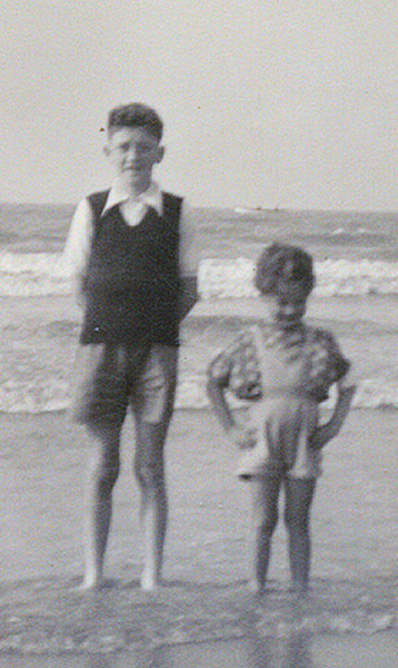 broers aan zee 1954