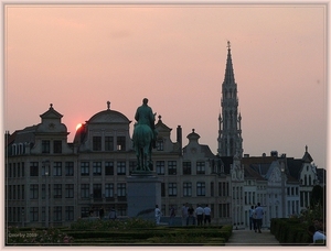 sized_sized_P1970488a zonsondergang in Brussel
