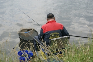20070604-Watersportbaan vissen 045