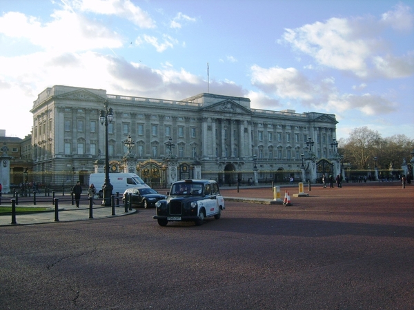 1A9 Buckingham Palace _3