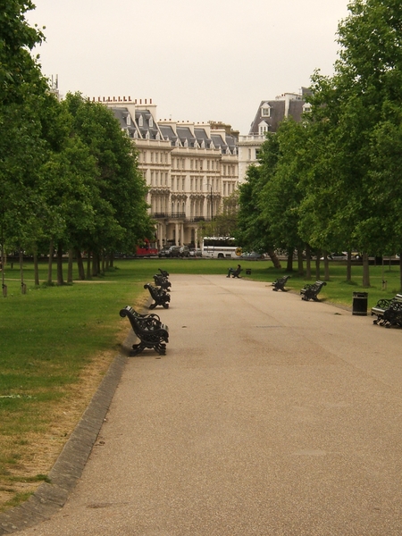 1B2 Kensington Palace _gardens