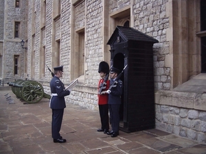 2A Tower of London _wachter