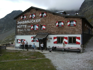 Innsbruckerhtte 2369 m