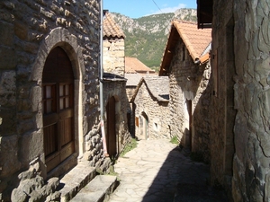 Een straatje in Mostujouls